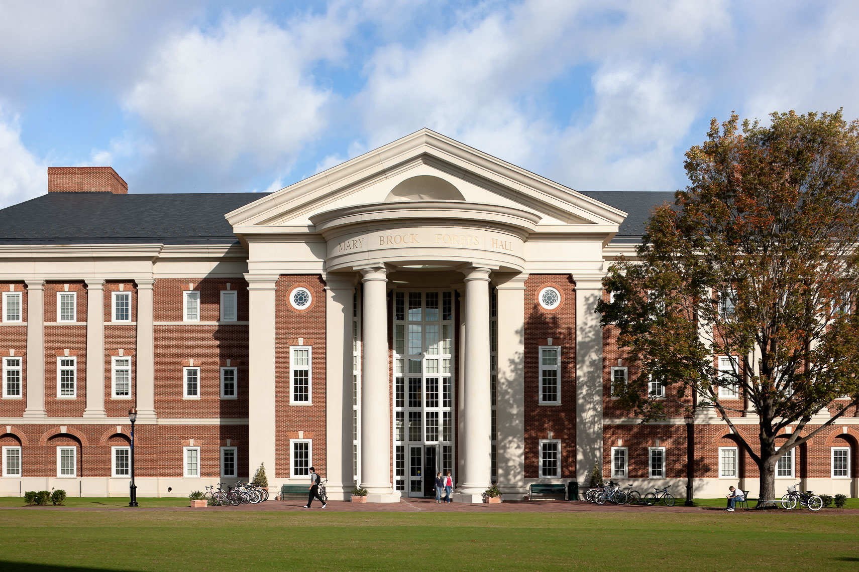 028Academia_HPH0330-2_